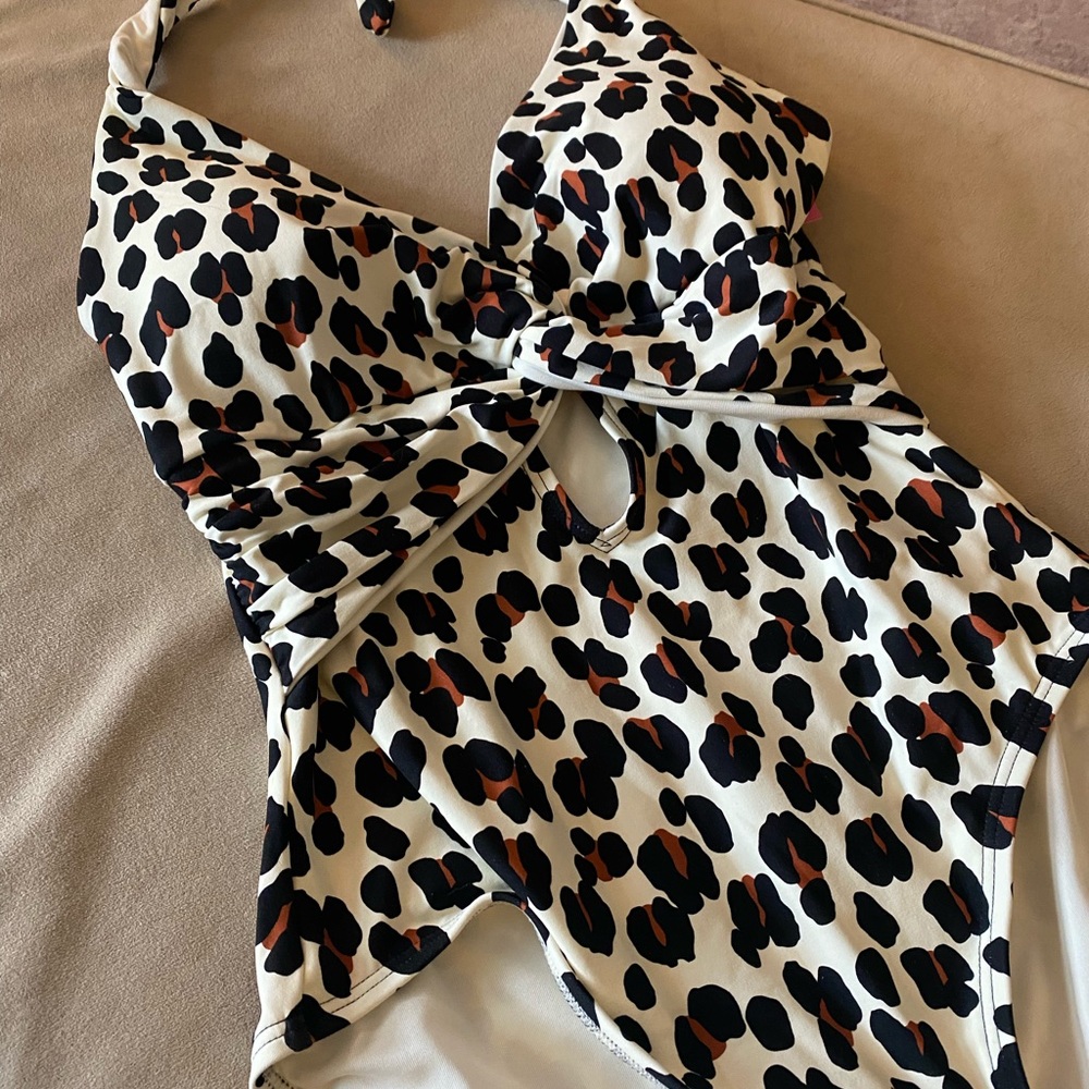 COPY - Kate Spade Twisted Halter One Piece Swimsuit - Fiji Feline